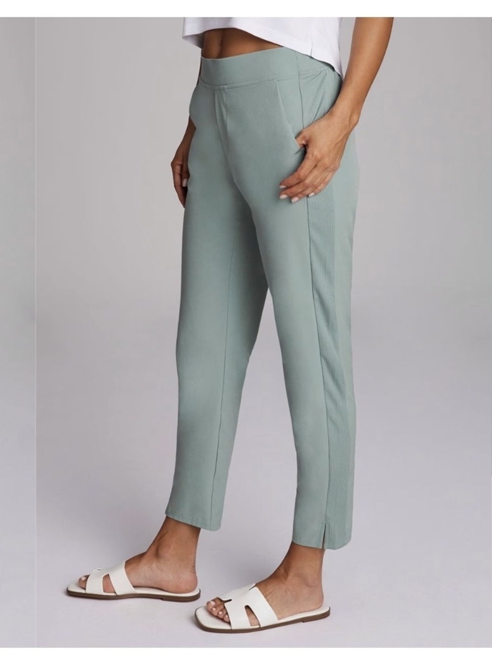 NWT RBX Relaxed Ankle Pants in Sea Mist Sz S